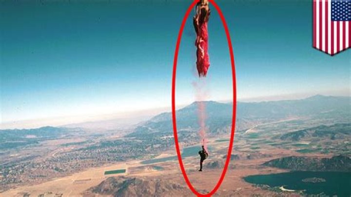 Why do parachutes fail?